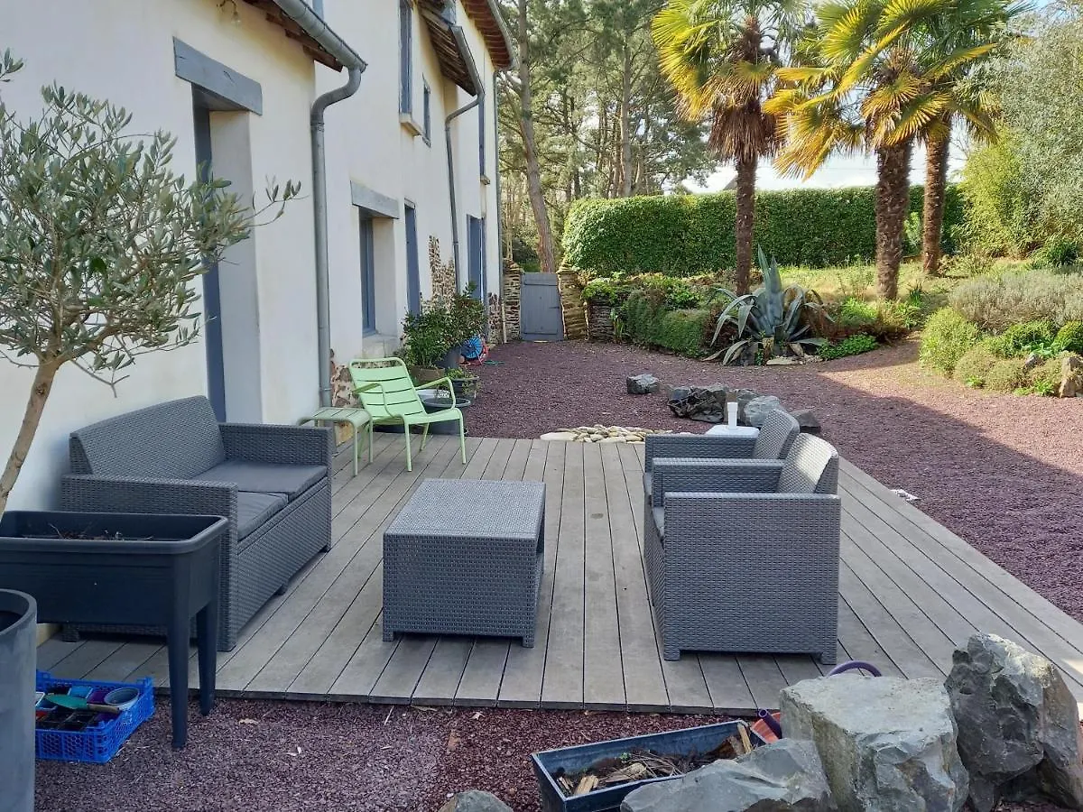 Havre De Paix Et Jardin Tropical. Chambre Privee Le Rheu 0*,  Γαλλία